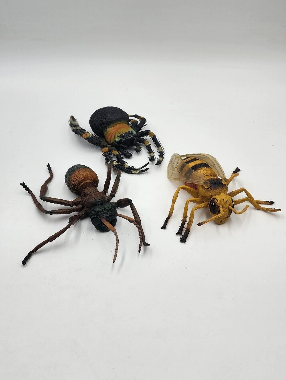 Imperial Large Bugs figure vintage 1994 Toys Lot Of 3